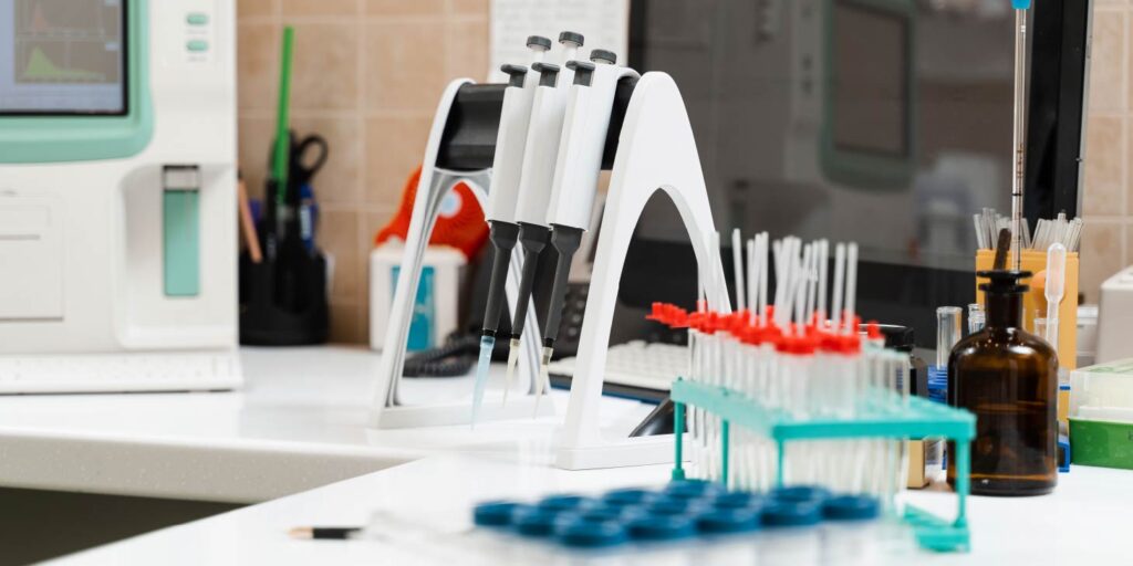 Análisis de laboratorio en Clínica Mi Pueblo en Victorville, California