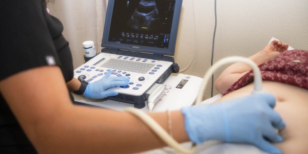 Estudios de diagnóstico en Clínica Mi Pueblo en Victorville, California